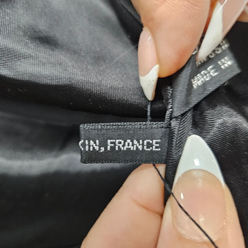 Luxurious Black Faux Fur Coat - Picture 3 of 4